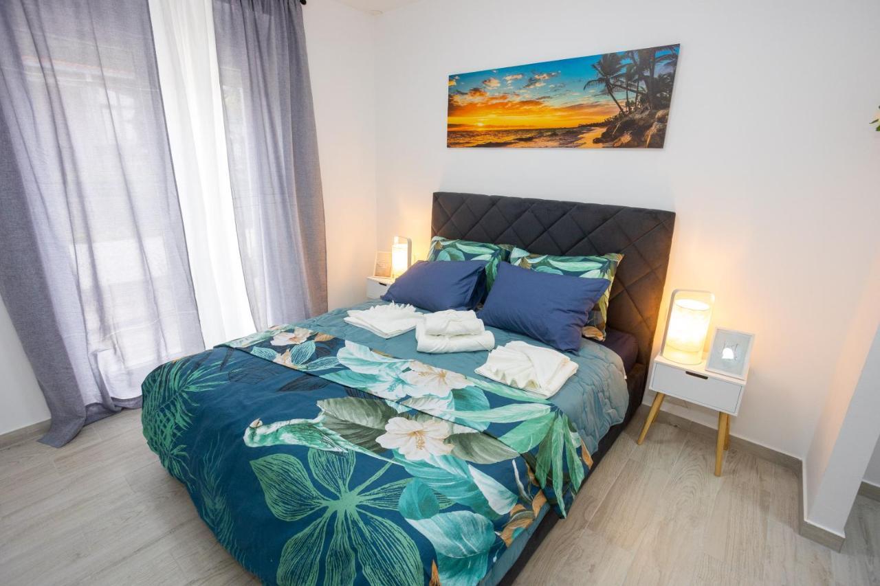 Luxury Apartments Love Kaštela エクステリア 写真